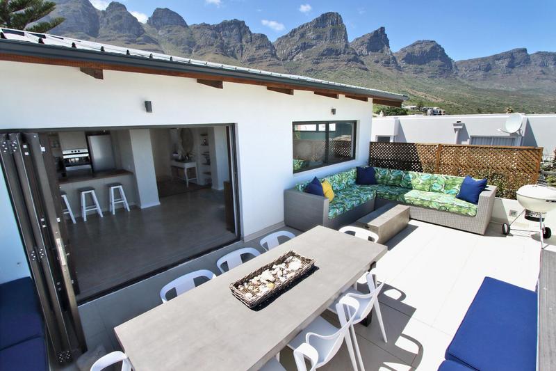 4 Bedroom Property for Sale in Bakoven Western Cape